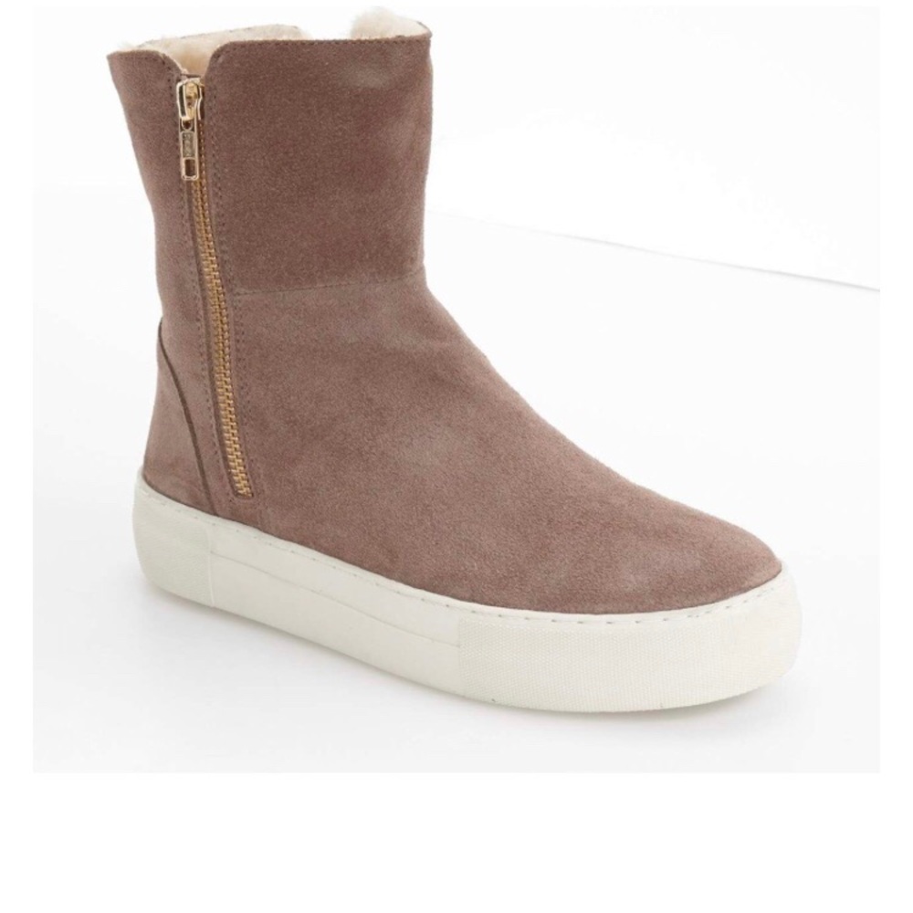 Allie Faux Fur Lined Platform Boot - taupe, size 7